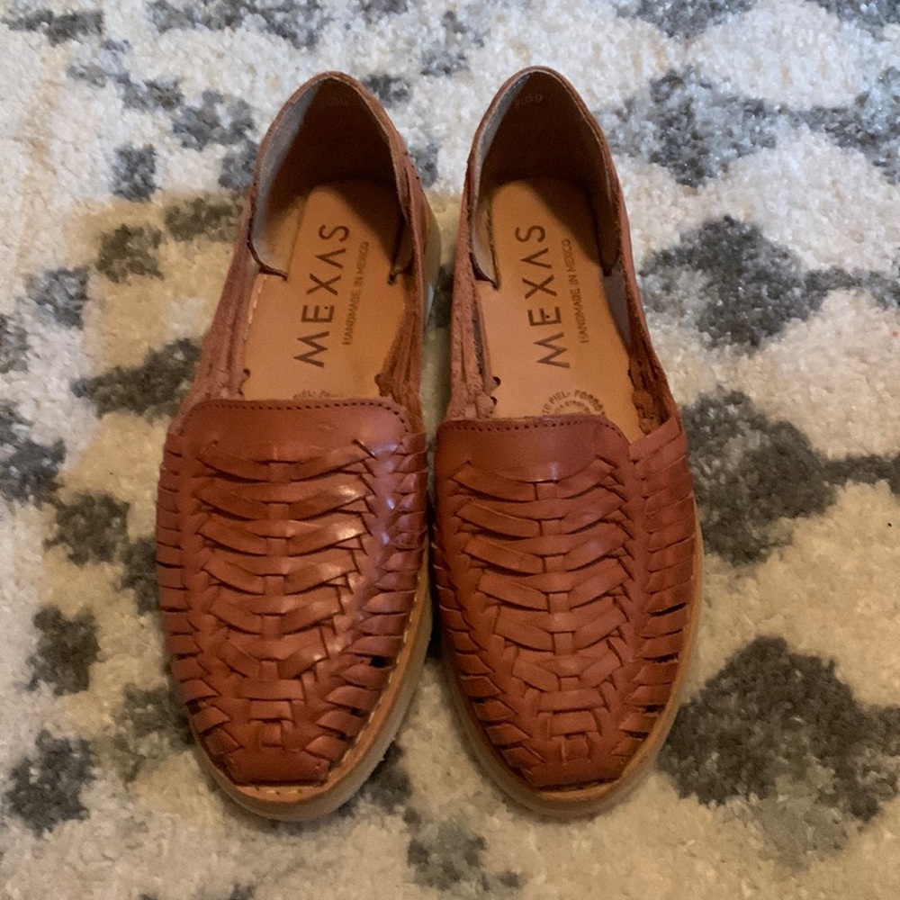 Mexas slip on shoes